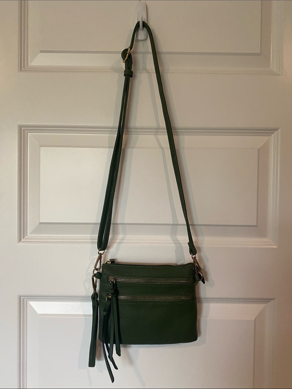 Green Crossbody Shoulder Bag - Women's Vegan Leather Small Purse